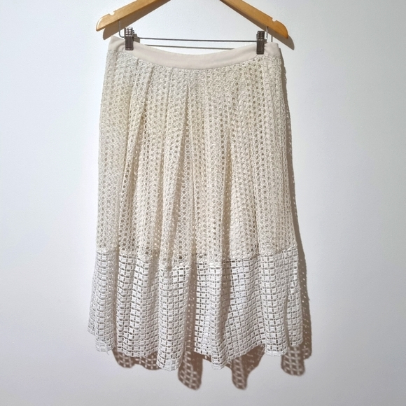 Portmans Dresses & Skirts - Portmans Size 14 White Square Lace Midi Skirt